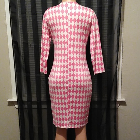 Dress - Picture 3 of 4